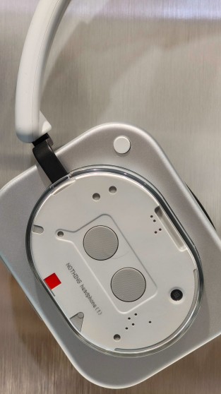 Nothing Headphone (1)